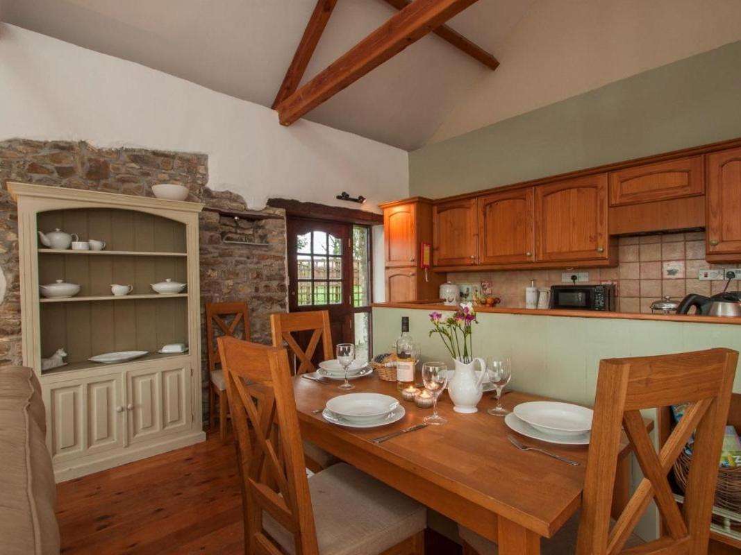 Billy'S Barn Villa Bradworthy ภายนอก รูปภาพ